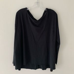 Lululemon keyhole back long sleeve black shirt